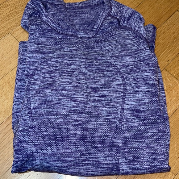 Purple Lululemon long sleeve - Picture 2 of 5